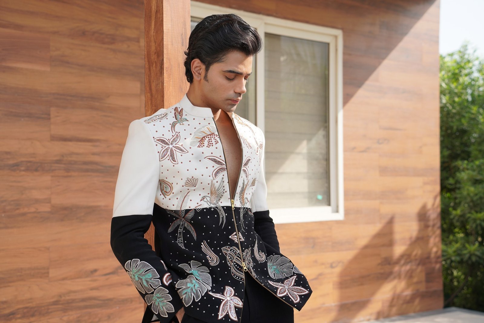 Bird-Motif Colourblock Waistcoat Set